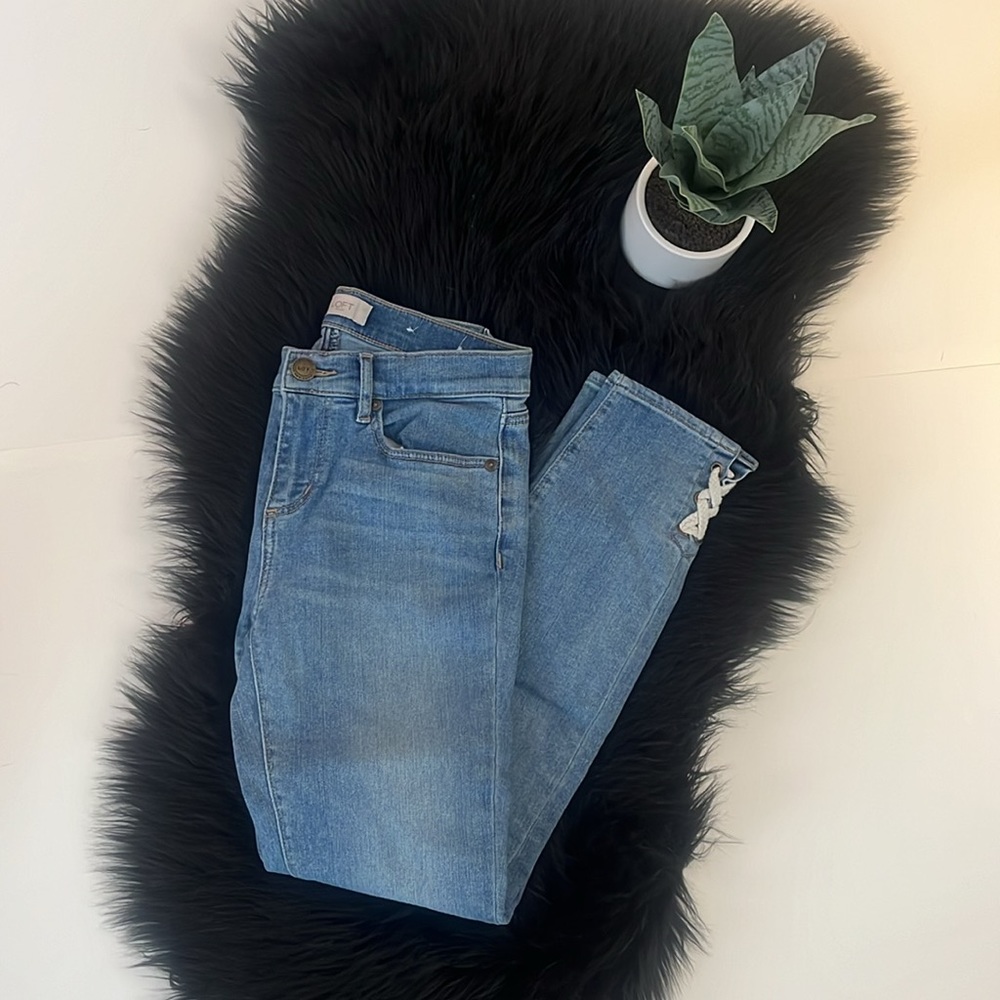 LOFT MODERN Skinny Light Wash Denim Cropped Jeans Size 0